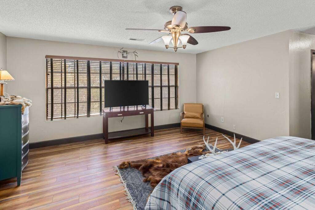 Stonegate Lodge Bear'S Den Kitchen, Pool, Firepit, Wifi ,Smart Tvs 尤里卡斯普林斯 外观 照片