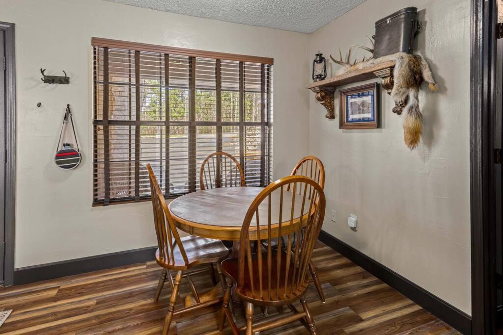 Stonegate Lodge Bear'S Den Kitchen, Pool, Firepit, Wifi ,Smart Tvs 尤里卡斯普林斯 外观 照片